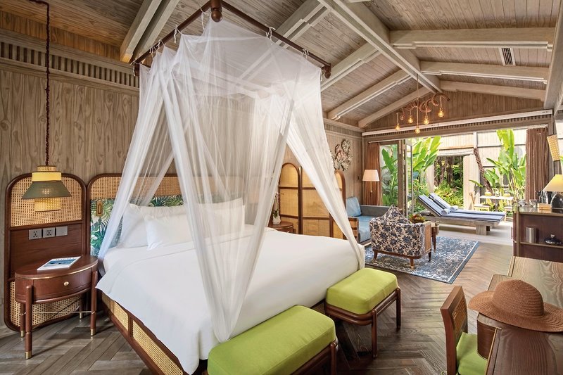 An Lam Retreats Saigon River 31