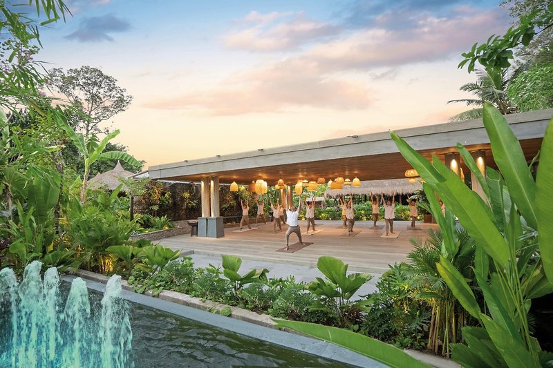 An Lam Retreats Saigon River 35