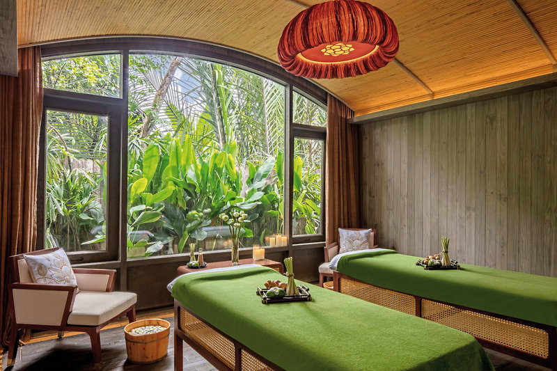 An Lam Retreats Saigon River 38