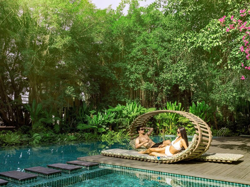 An Lam Retreats Saigon River 19