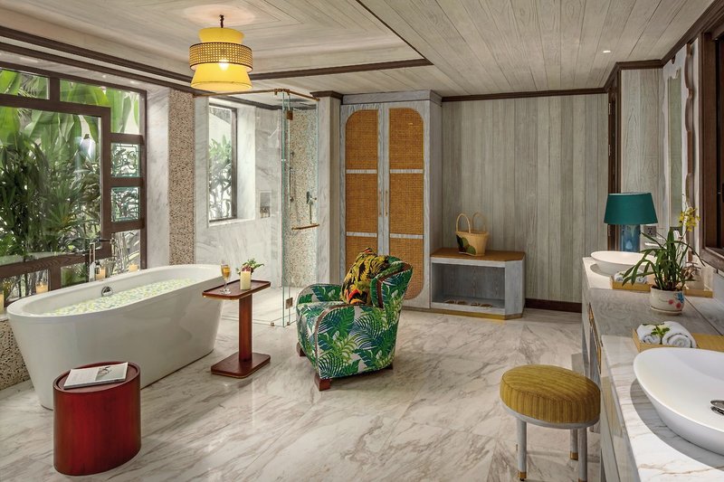 An Lam Retreats Saigon River 22