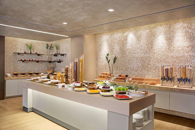 Hyatt Centric Levent Istanbul 8