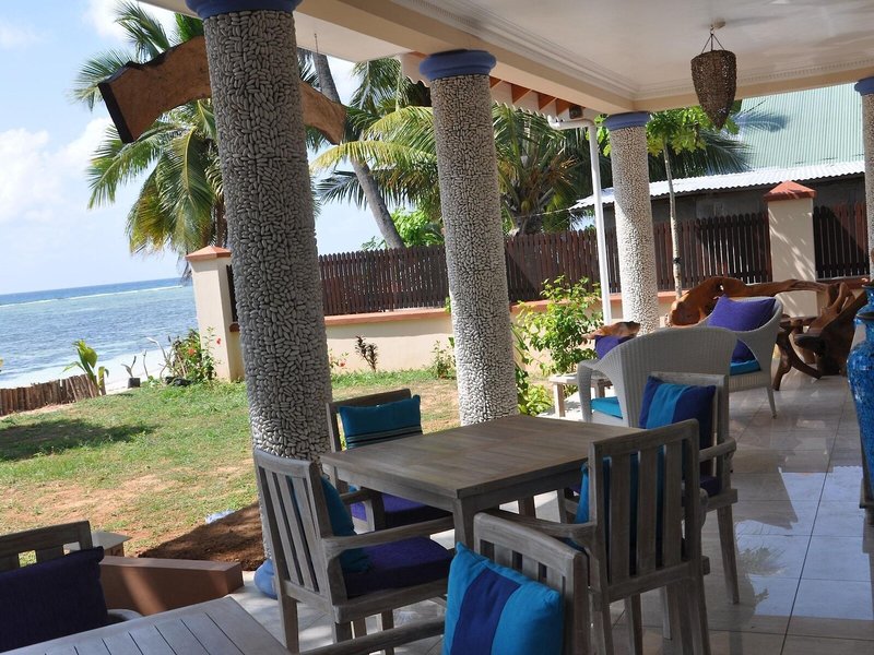 Le Relax Beach House 17