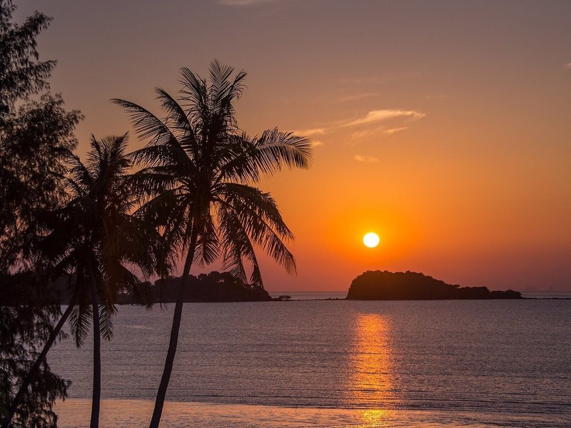 Lanta Pura Beach Resort 7