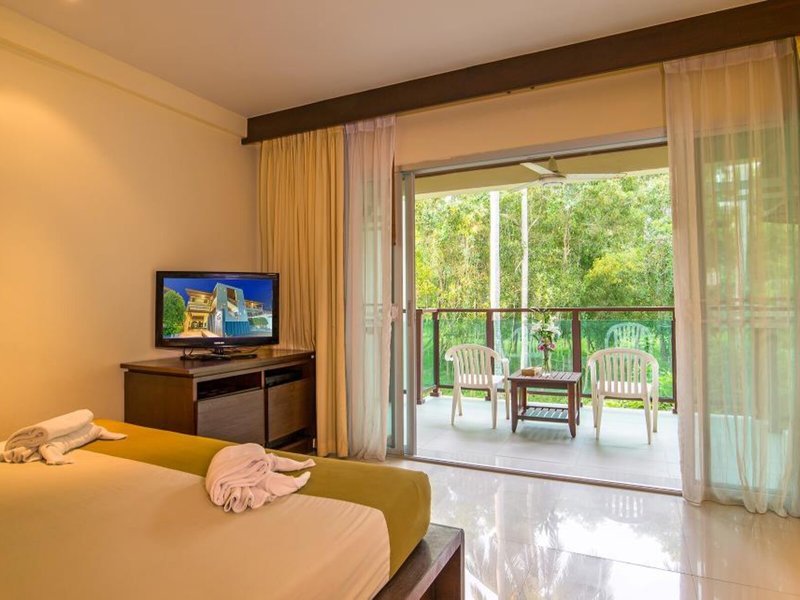 Lanta Pura Beach Resort 38