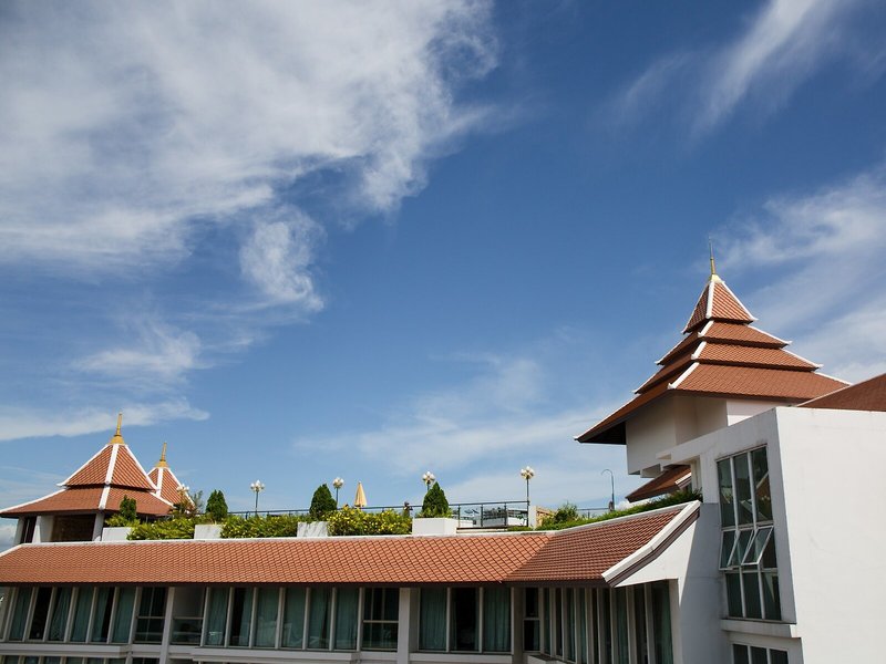 Aiyara Grand Hotel 4