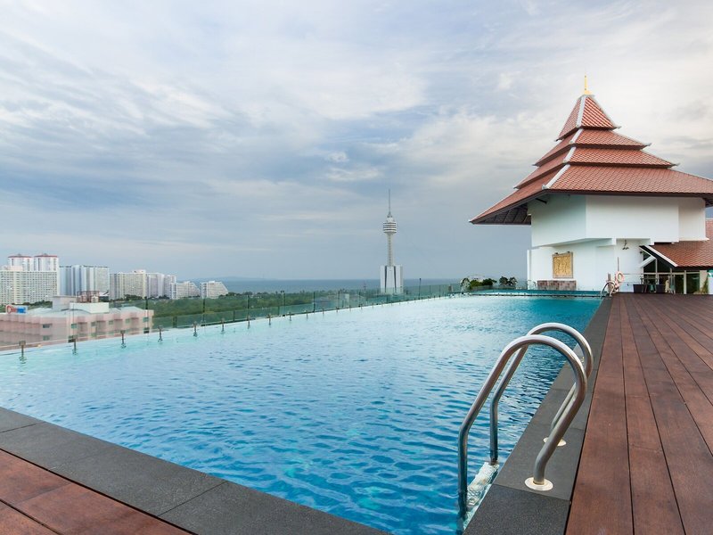 Aiyara Grand Hotel 7