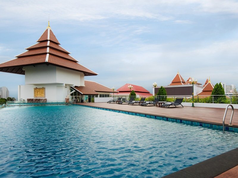 Aiyara Grand Hotel 11