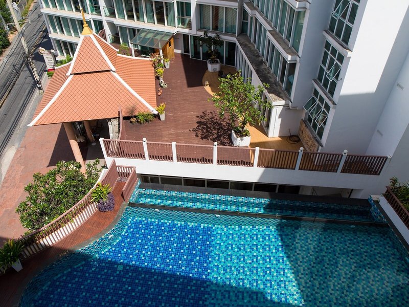 Aiyara Grand Hotel 15