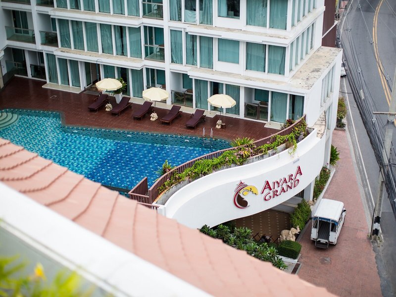 Aiyara Grand Hotel 16