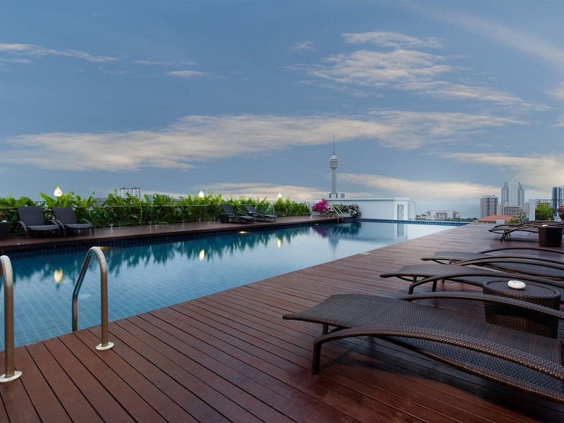 Aiyara Grand Hotel 18
