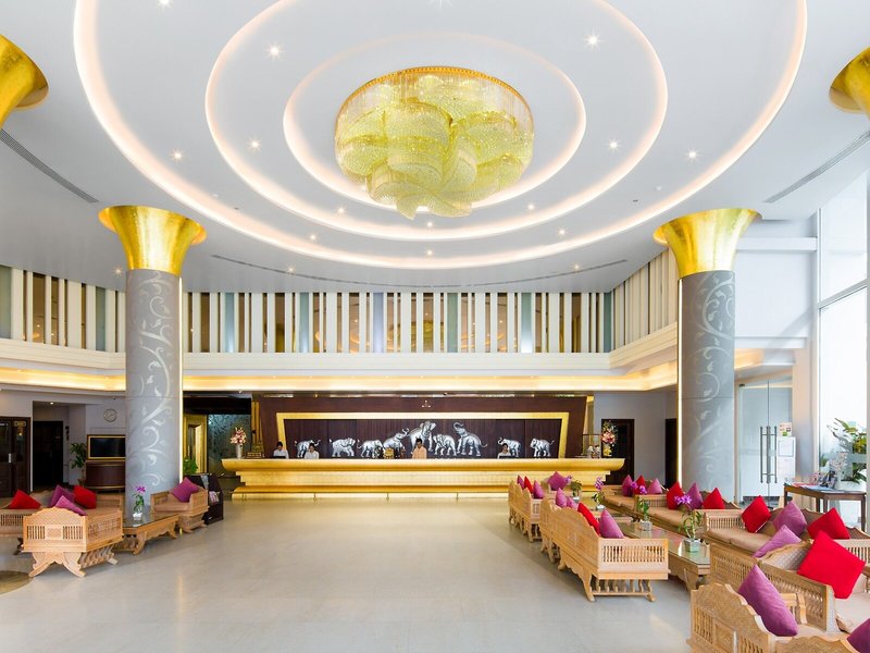Aiyara Grand Hotel 24