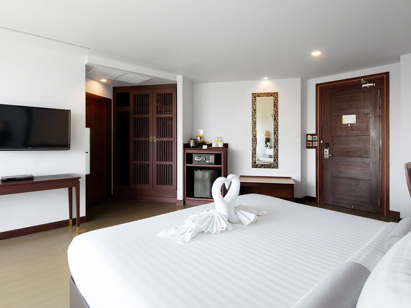 Aiyara Grand Hotel 41