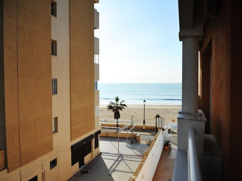 Gastro-Hotel Monterrey Costa 1