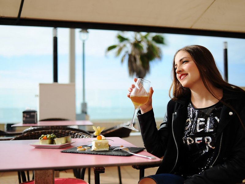 Gastro-Hotel Monterrey Costa 15