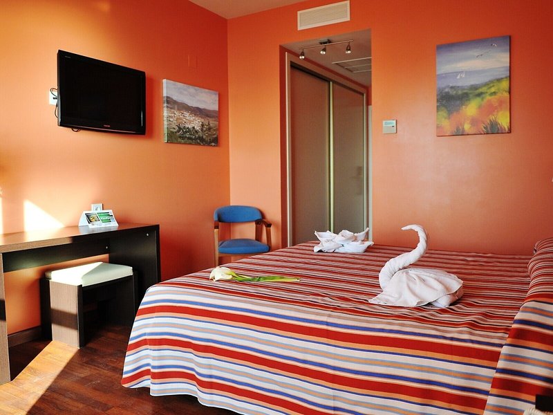 Gastro-Hotel Monterrey Costa 19