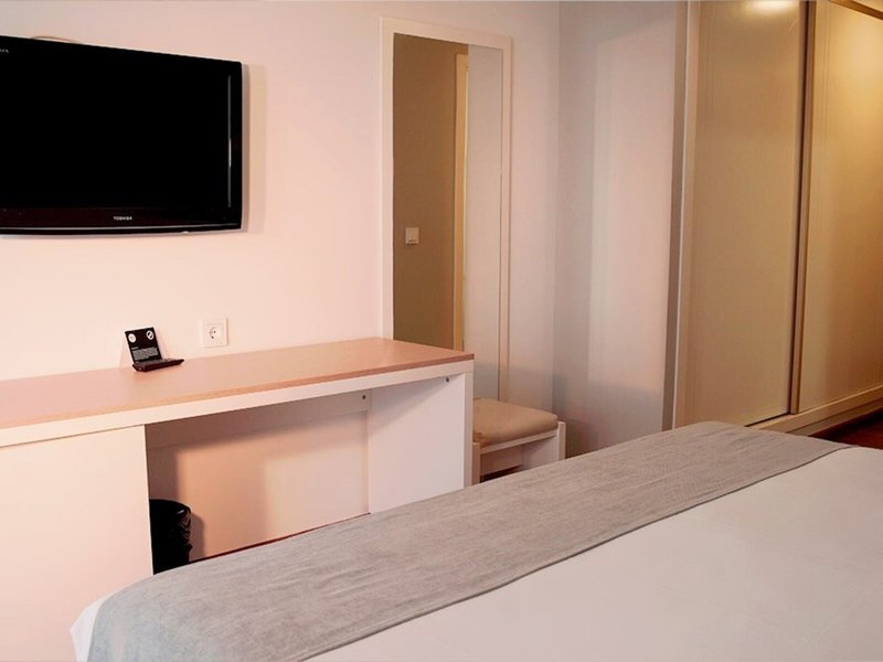 Gastro-Hotel Monterrey Costa 20