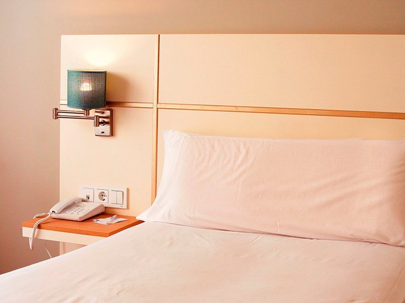 Gastro-Hotel Monterrey Costa 28