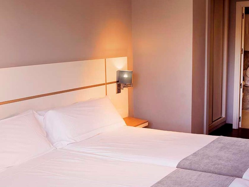 Gastro-Hotel Monterrey Costa 34