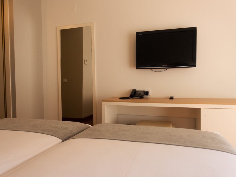 Gastro-Hotel Monterrey Costa 35