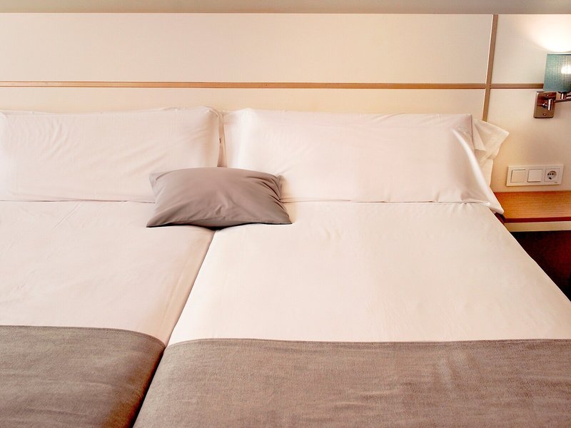 Gastro-Hotel Monterrey Costa 44