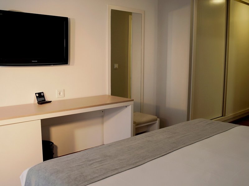 Gastro-Hotel Monterrey Costa 49