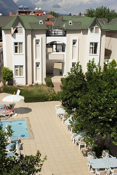 Ares Hotel 7