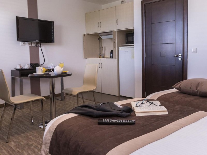 Aparthotel & Spa Odalys Ferney Geneve a Ferney Voltaire 33