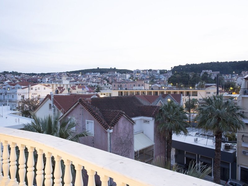 The Alley Boutique Hotel & Spa  1