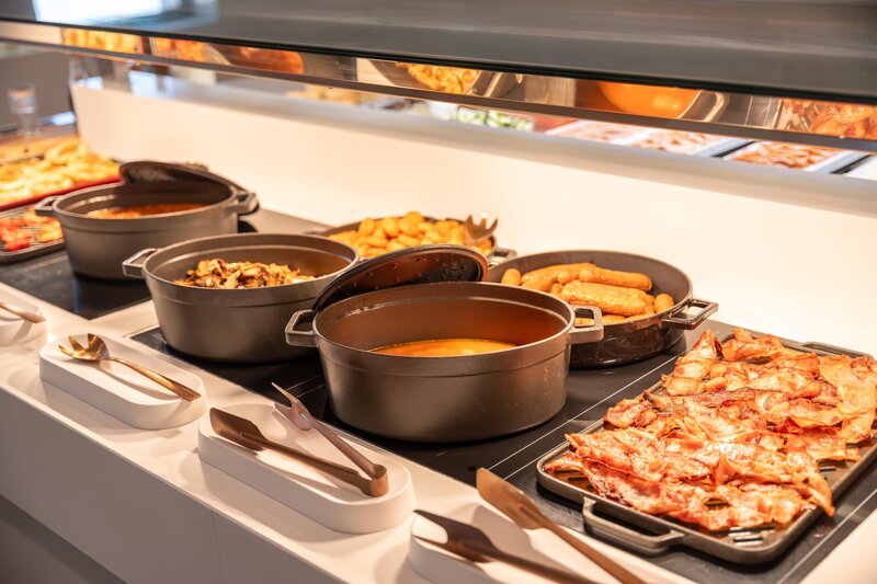 Orion Hotel 76