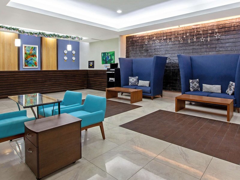 LQ Hotel by La Quinta Cancun 12