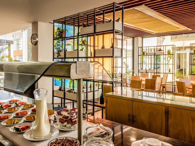 LQ Hotel by La Quinta Cancun 23