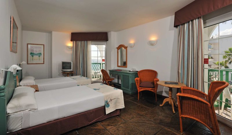 Sol Los Fenicios 15 - Room Example