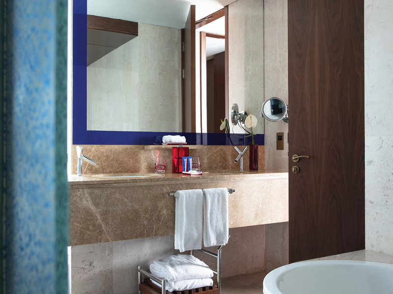 Jumeirah Creekside Hotel 43