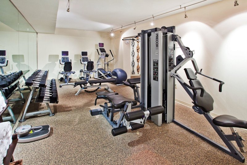 Crowne Plaza Charleston Airport 2 - Sports and leisure