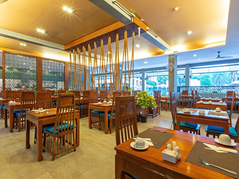 Rawai Palm Beach Resort 17