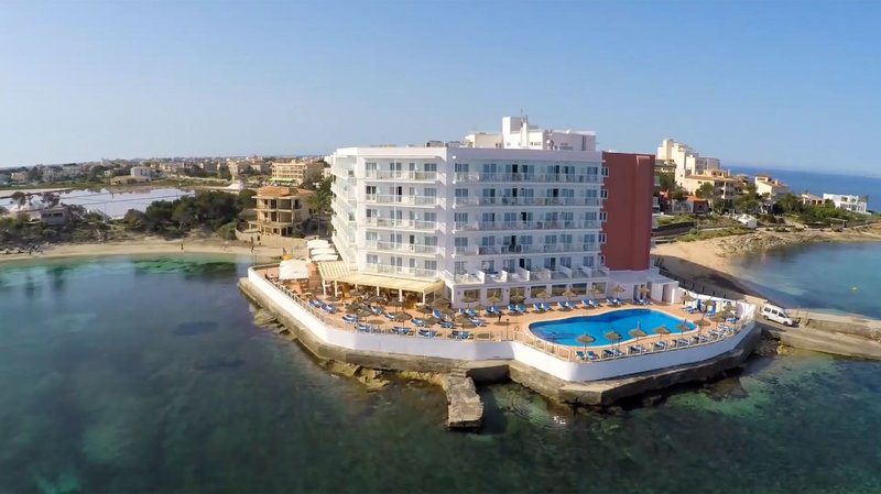 Universal Hotel Marques 7