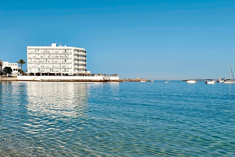 Universal Hotel Marques 2