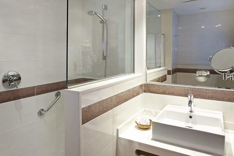 Universal Hotel Marques 9