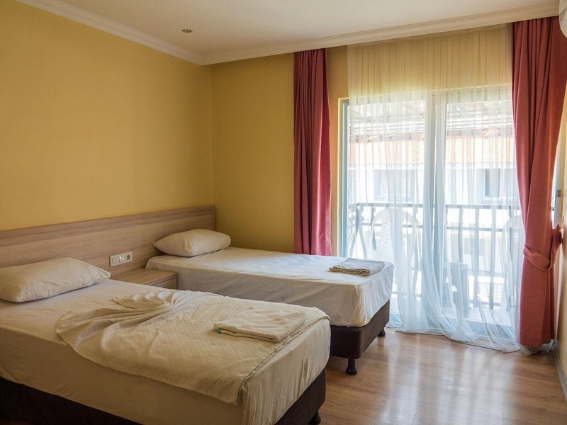 Magic Tulip Beach 17