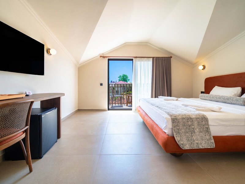 Magic Tulip Beach 23