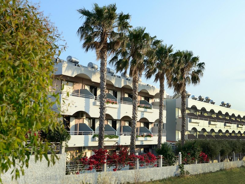 Marianna Hotel & Apartments 1