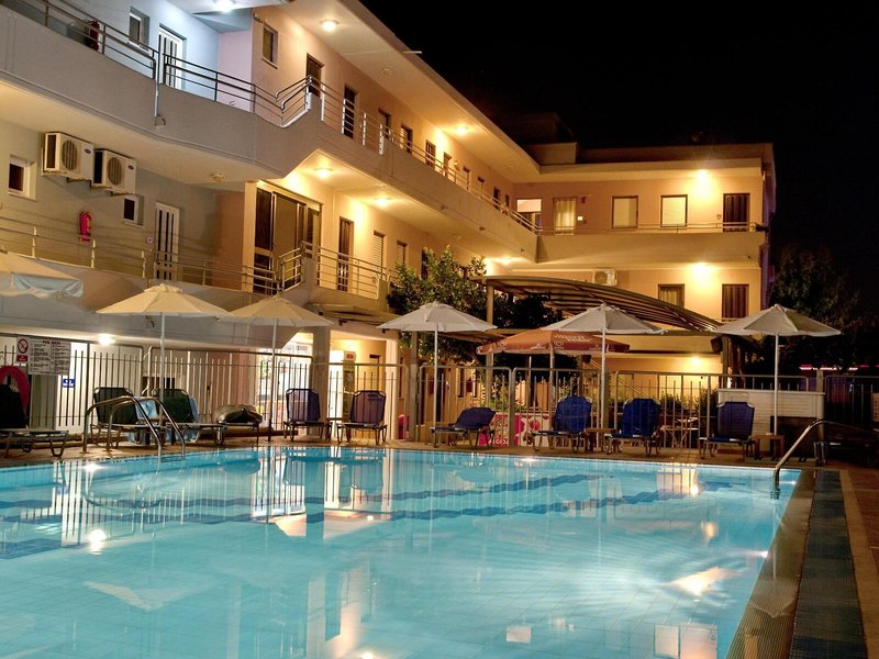 Marianna Hotel & Apartments 7