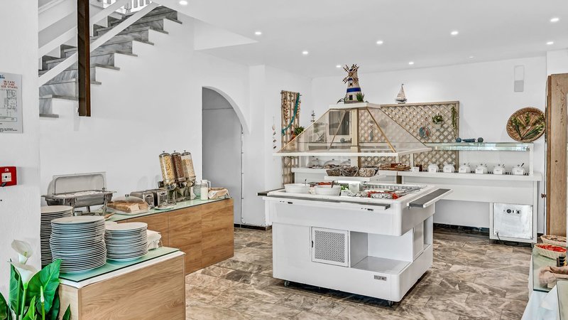 Sunset Beach Hotel 6