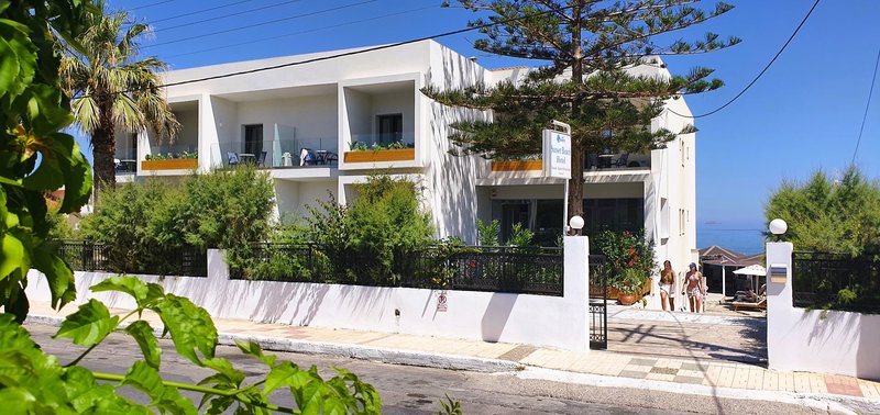 Sunset Beach Hotel 9