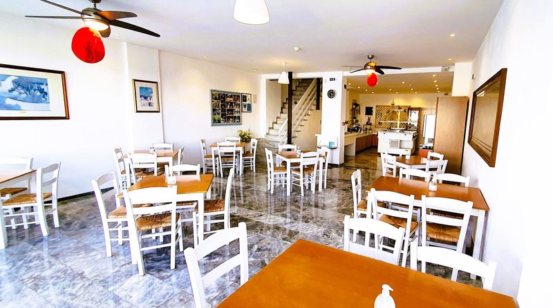 Sunset Beach Hotel 14