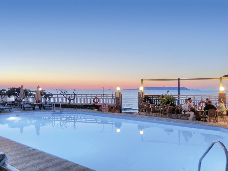 Sunset Beach Hotel 8