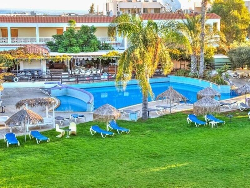 Captain Karas Apartments 7