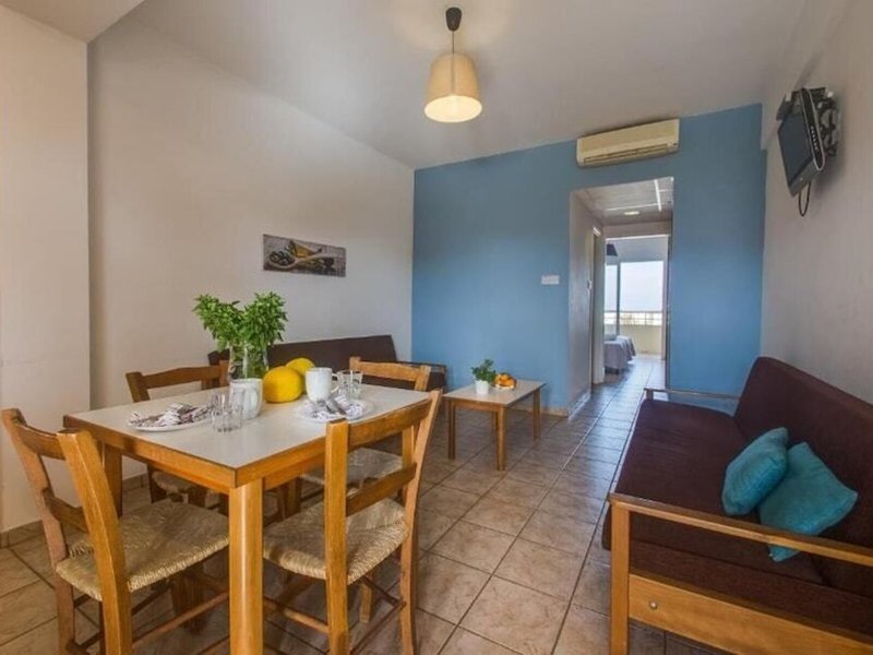 Captain Karas Apartments 14