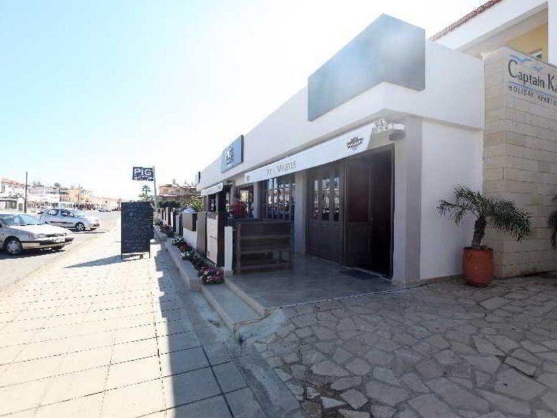 Captain Karas Apartments 19